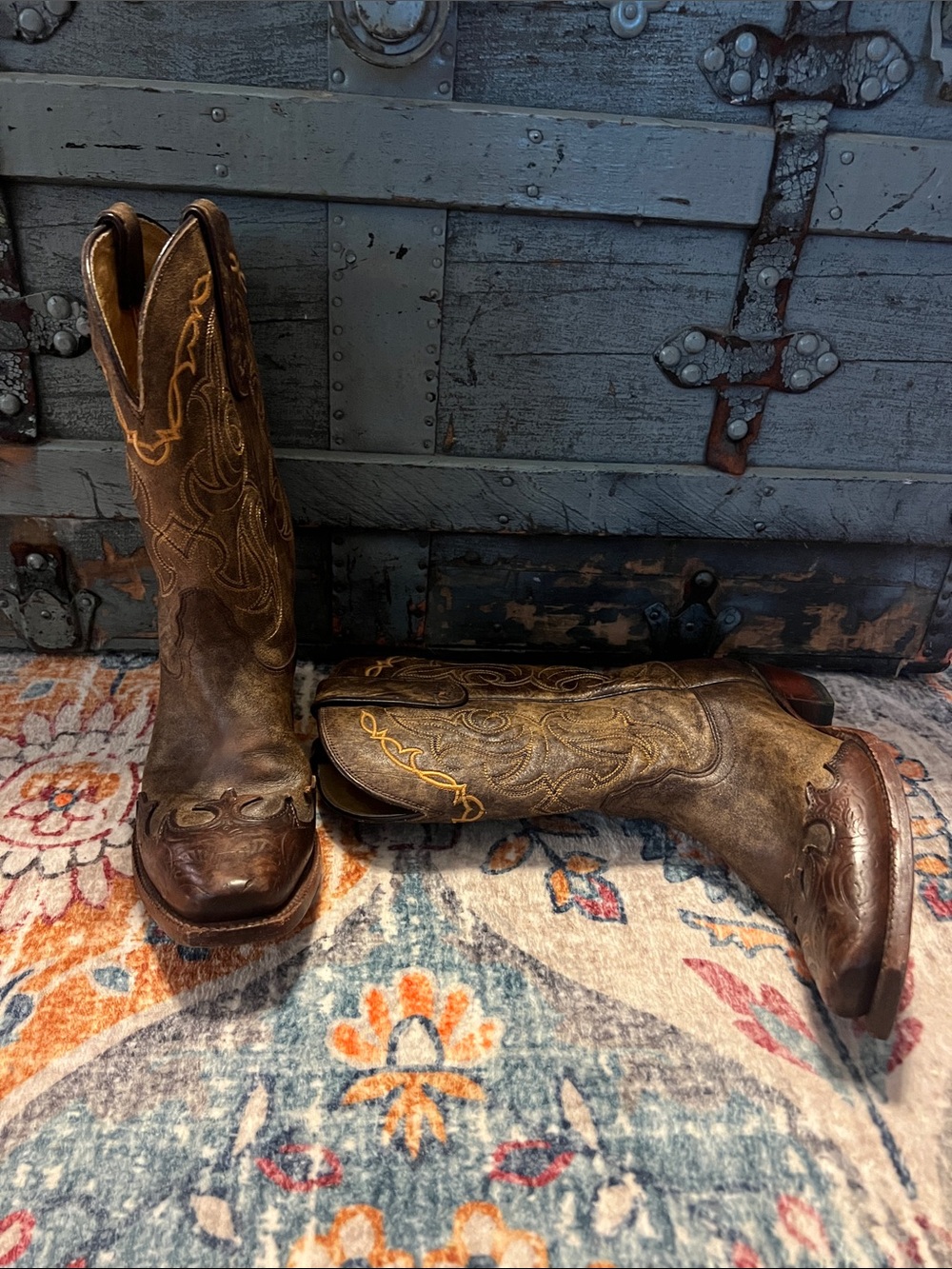Tony Lama Brown Leather Cowboy Boots with Tan Interior Size 7